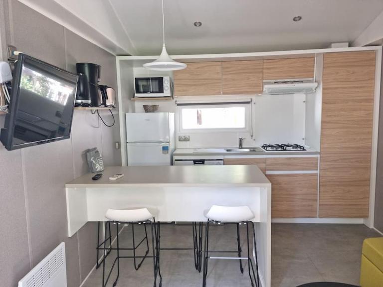 Location d'un mobil-home de 35 m² au Camping Les Sables d'Or - 4 étoiles avec grand parc aquatique - B&B Le Grau-d'Agde