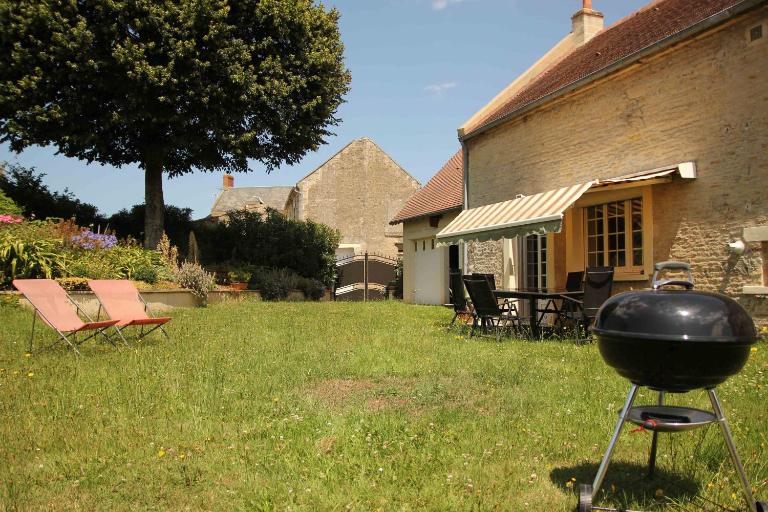 Maison de caractère Caprice Normand, jardin clos, 7min à pied des plages - Chambres d'hôtes Langrune-sur-Mer