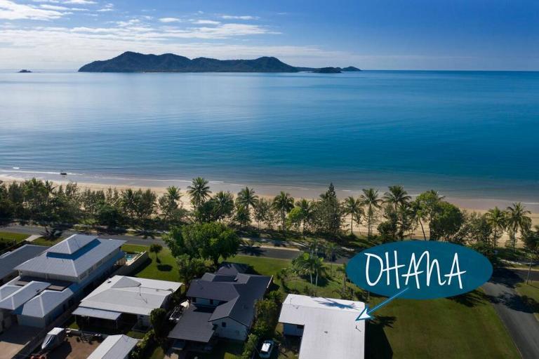 Ohana - Beachfront Holiday House - Bed and Breakfast South Mission Beach