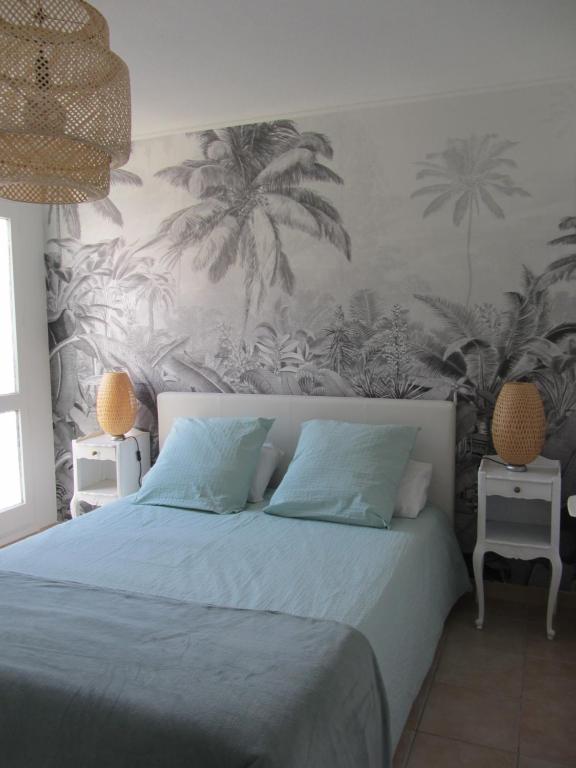 Appartement Les Cigales Rez de Jardin à 10mn des plus belles plages - Bed and Breakfast Hyères