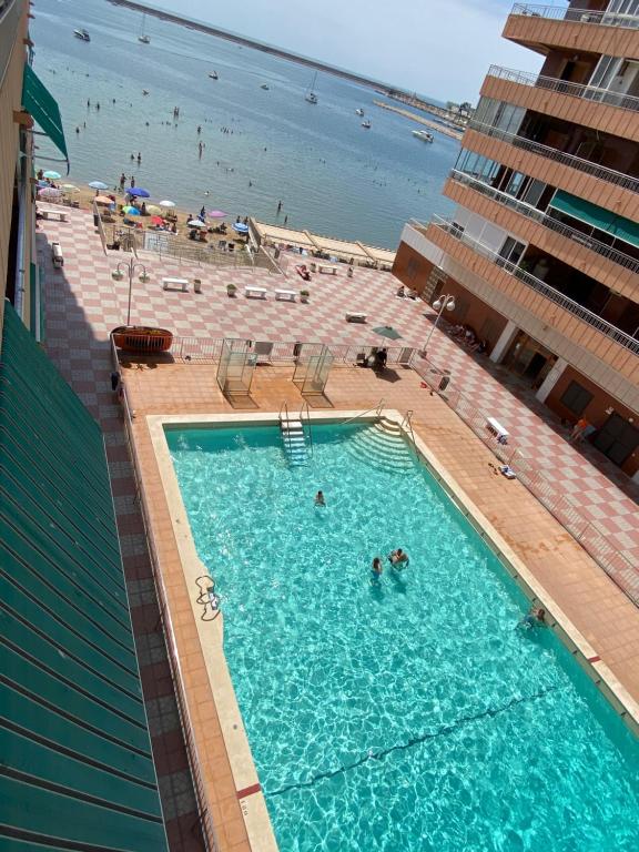 Ilona Apartment with sea view, swimming pool and garage - Bed and Breakfast Torrevieja