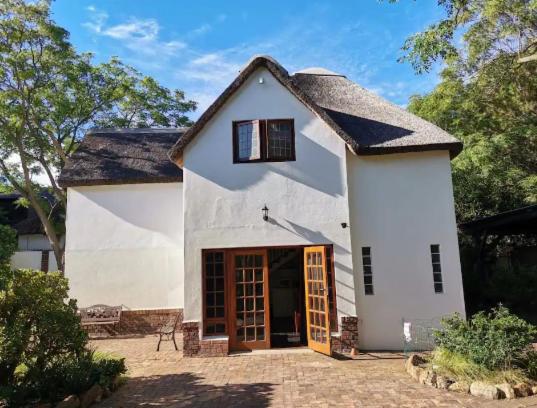 Mead, Pinelands - B&B Cape Town