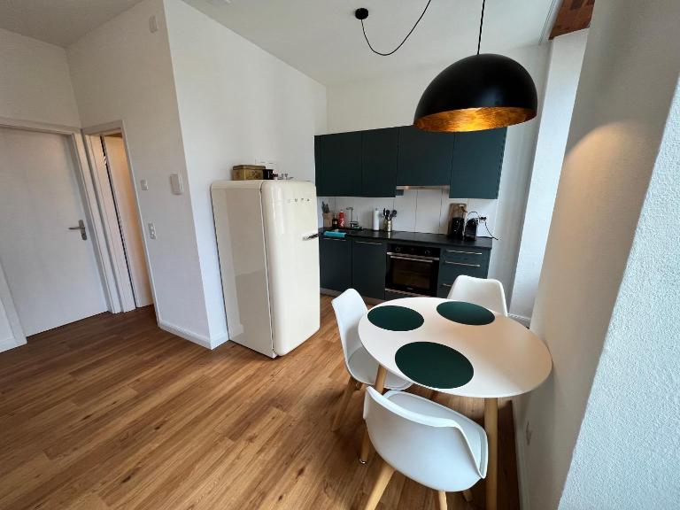 Cocon by Stay Swiss - 1 bedroom apartments in old town - Chambres d'hôtes Porrentruy