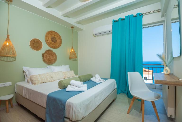 City centre with sea view apartment - B&B Agios Nikolaos