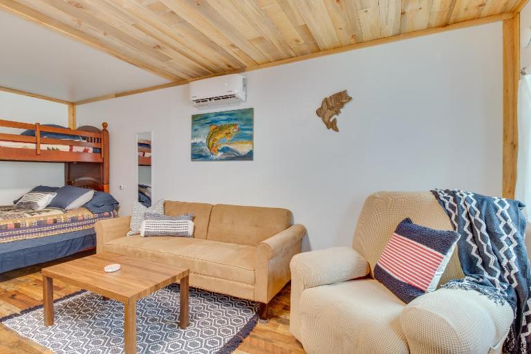 Cozy Norfork Cabin: Fishing, Kayaking & More! - B&B Norfork
