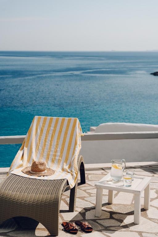 Maison Simone with private heated infinity pool & spectacular sea view - B&B Ágios Sóstis
