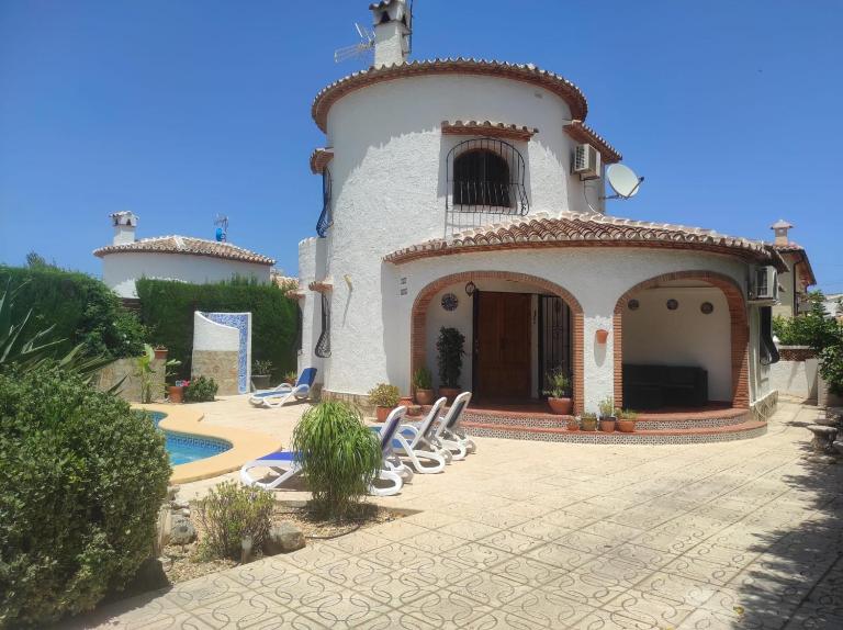 Villa Regina in Els Poblets - B&B els Poblets
