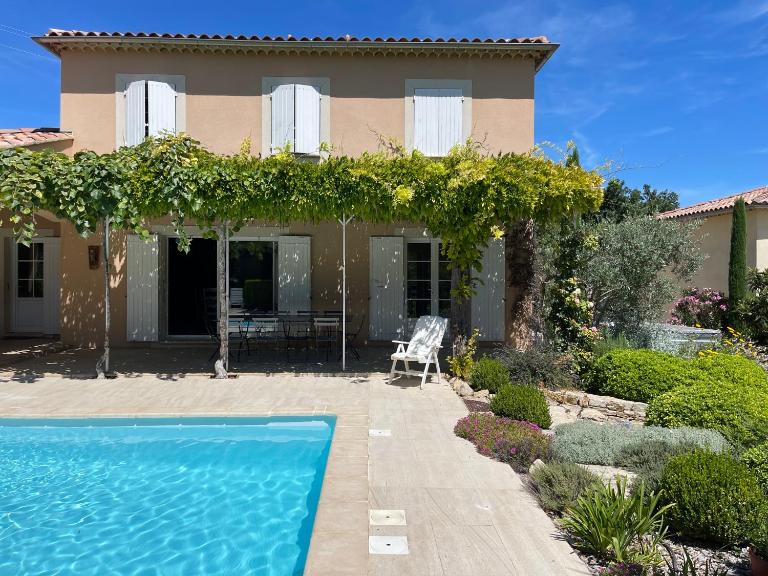 les-pepites-de-badou présentent Les Chênes Verts - B&B Aubignan