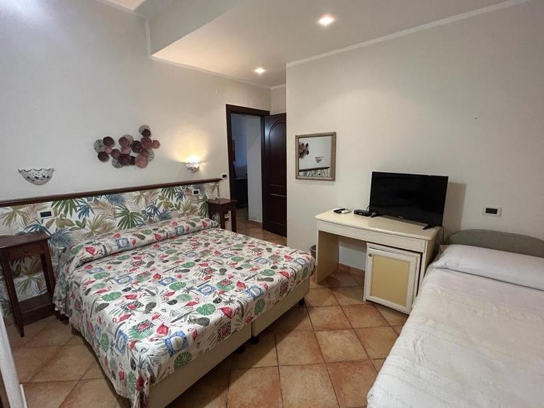 Dormo Da Lia Borgo San Nicola - B&B Mandra Capreria