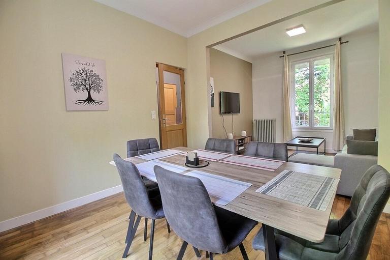 Maison familiale - Gare d'Aulnay - B&B Aulnay-sous-Bois