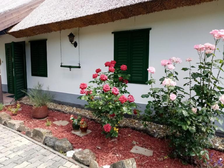 Villa 1880 Gyenesdiás-Balaton - B&B Gyenesdiás