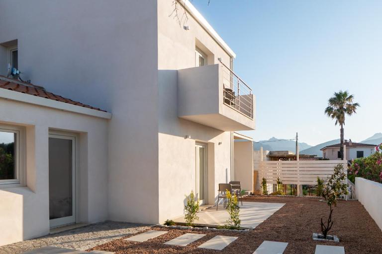 Villa Est - Ferienwohnung San Teodoro