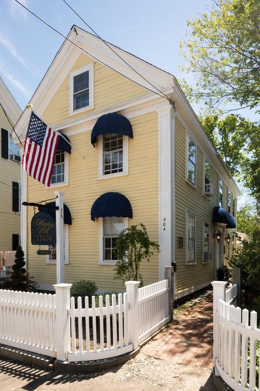 Martin Hill Inn - B&B Portsmouth