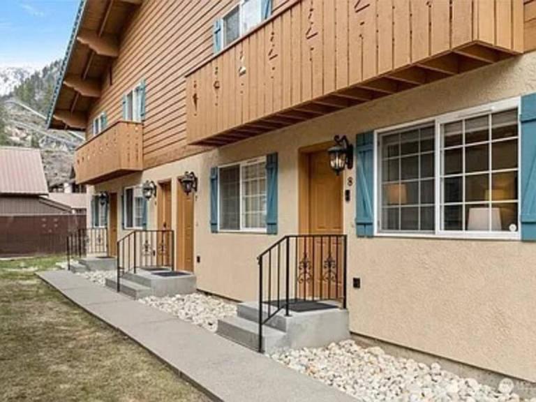 Cozy Bavarian Getaway - Bed and Breakfast Leavenworth