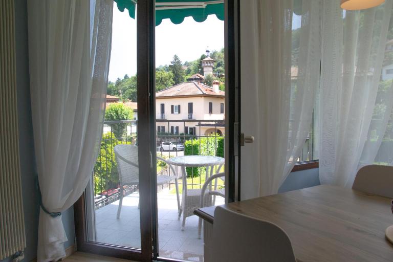 Casa Hemingway - WelcHome - B&B Stresa