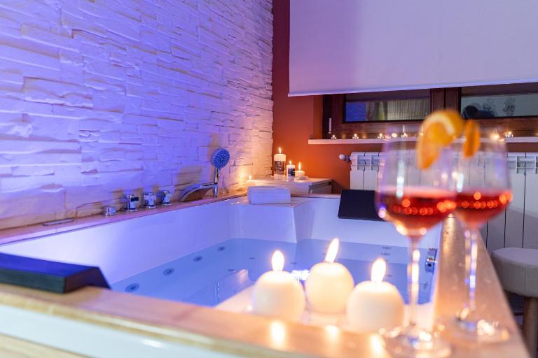 B&B Golden House & spa - Chambres d'hôtes Rose