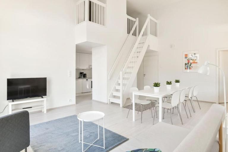 Kotimaailma - Kaunis saunallinen kattohuoneisto 10lle, Espoon keskustassa - B&B Espoo