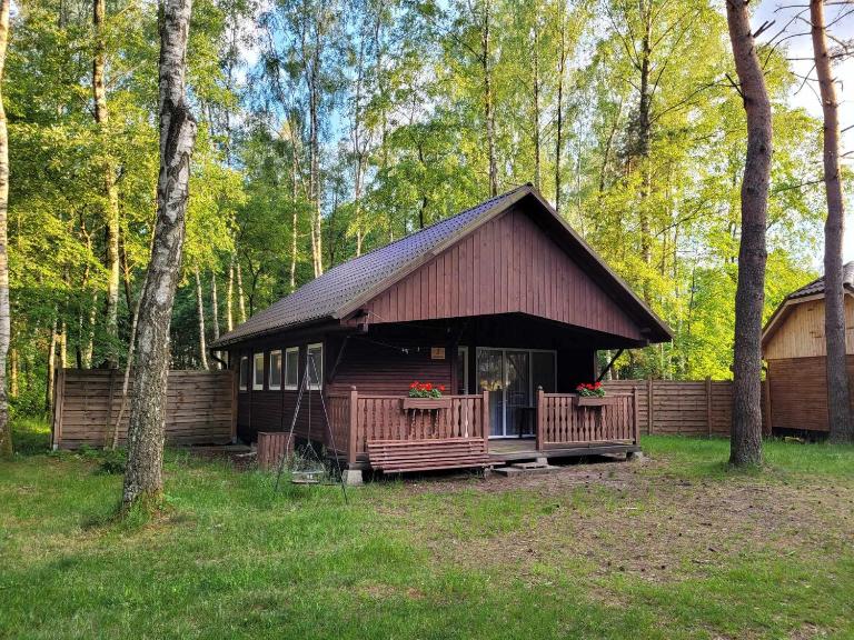 Domki Zacisze, Okoniny - Chambres d'hôtes Śliwice