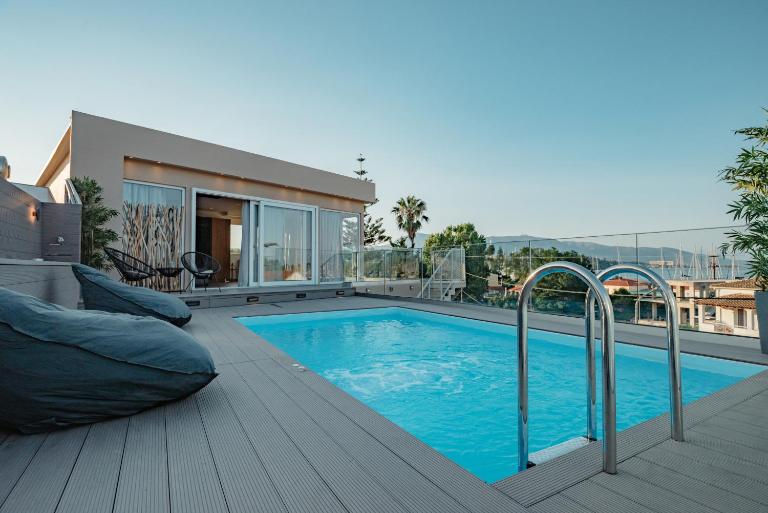 Daedalus Luxury Home - Seaview & Heated Pool - Ferienwohnung Kontokáli