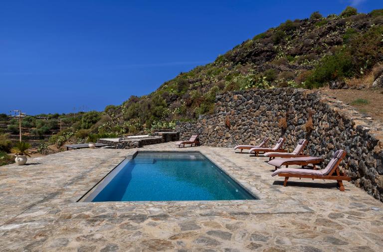 Agriturismo Zibibbodoro - Bed and Breakfast Pantelleria