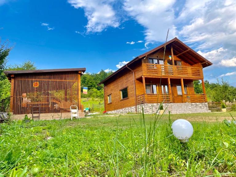 Cabana din Livada, Călimănești - B&B Sălătrucel