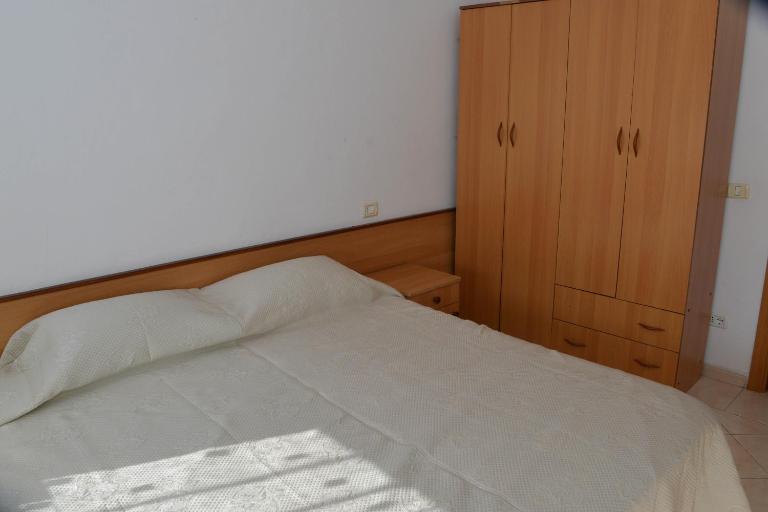 Cheap and Cozy Apartments for rent in Durres 100m by the beach - B&B Durrës