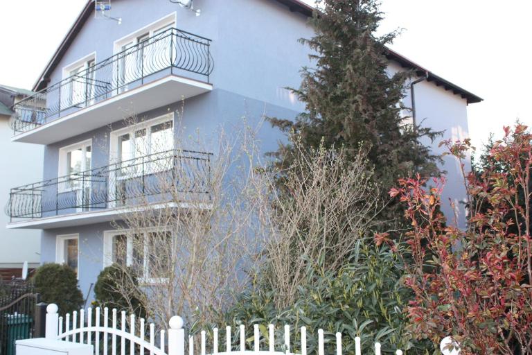 Ugeni, apartament 3 pokojowy - B&B Ostrowo