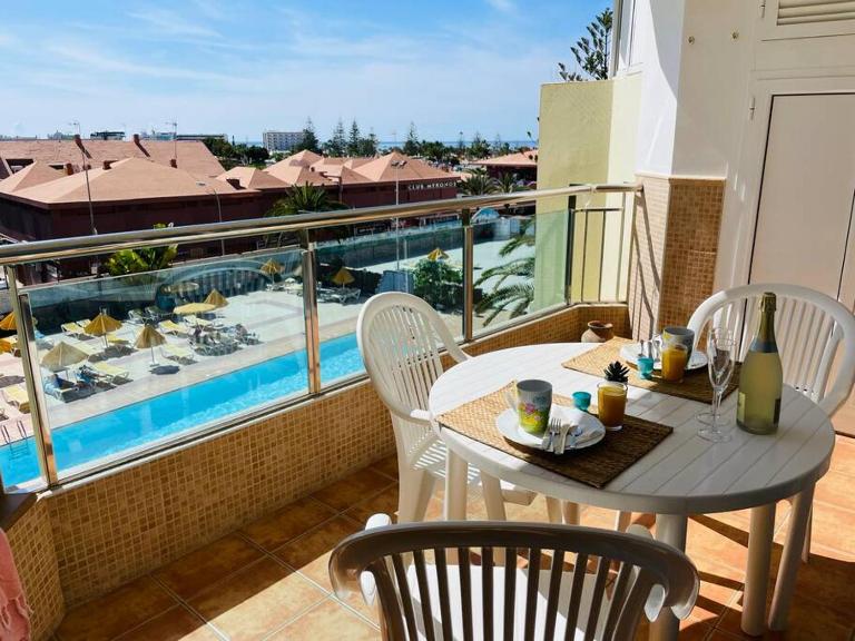 Seaview Apartment near Yumbo - Chambres d'hôtes Maspalomas