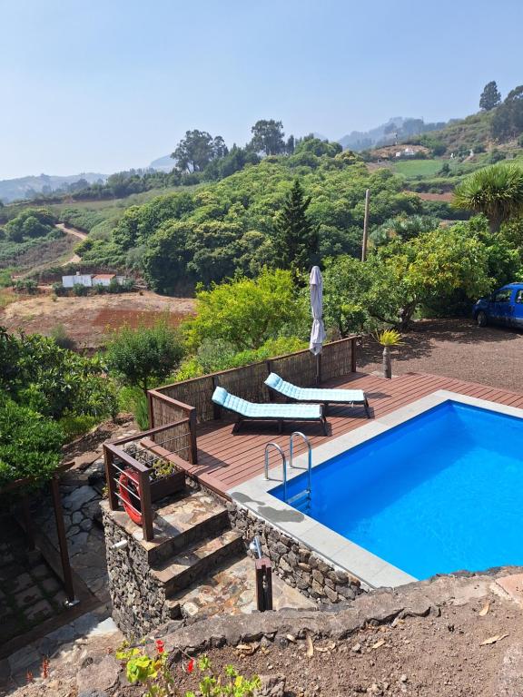 CASA RURAL CON PISCINA PRIVADA El ROBLE - B&B Moya