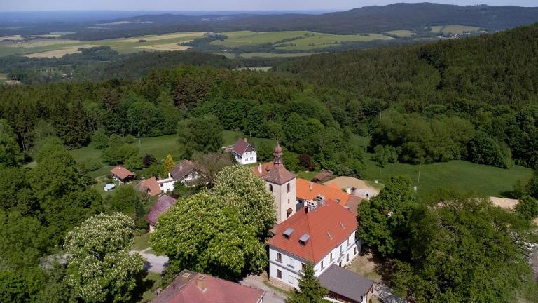 Penzion Zvonice Hojná Voda - Bed and Breakfast Horní Stropnice