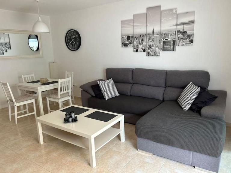 White House - Bed and Breakfast Playa Blanca