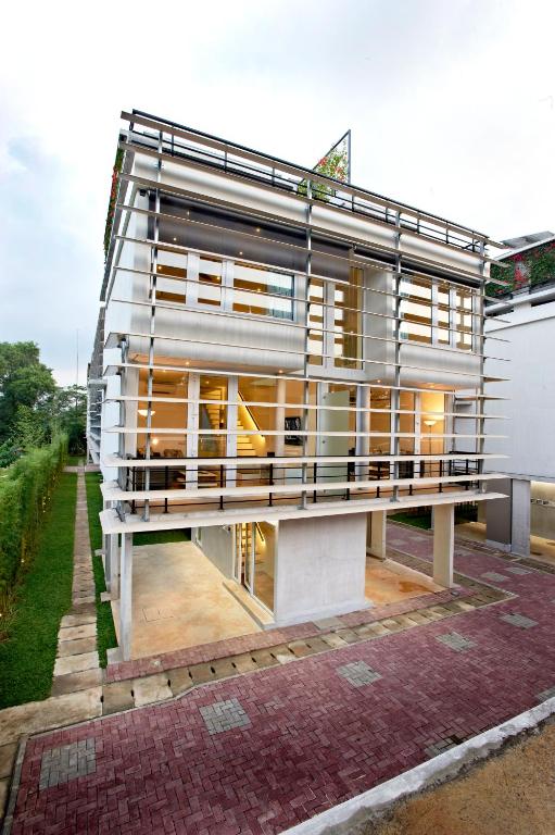 Ecoloft Jababeka Golf - B&B Cikarang