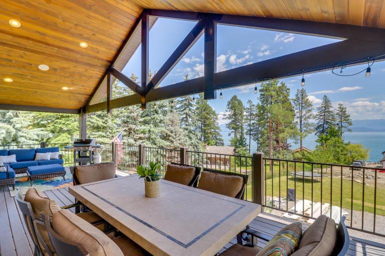 ‘Flathead Lake Base Camp’ in Somers: Lake View! - B&B Somers
