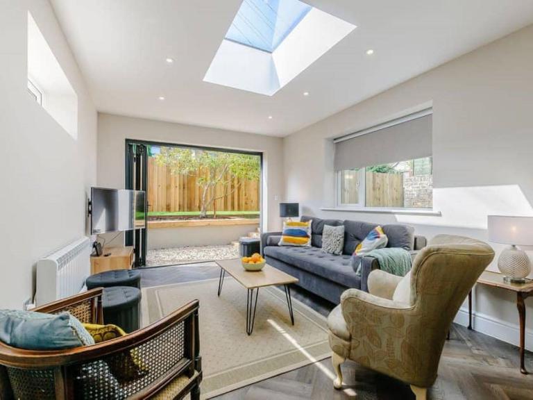Walpole BACK House sleeps 6-8 - B&B Margate
