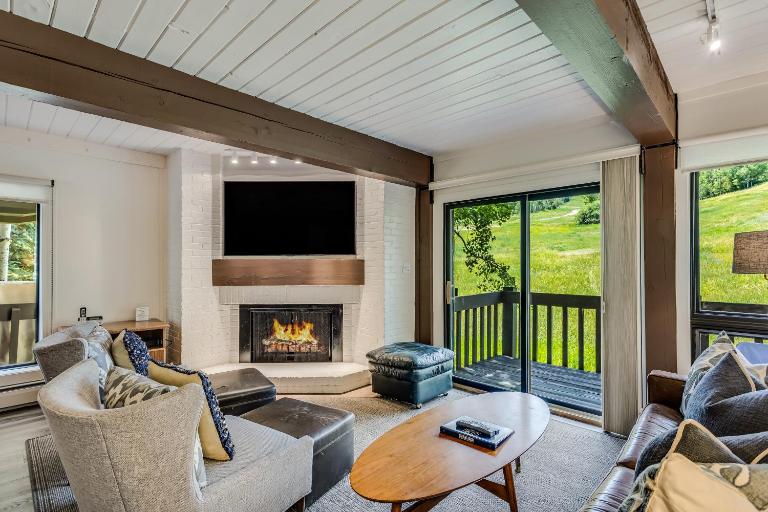 Interlude Condominiums 2-Bedroom Unit 204 - B&B Snowmass Village
