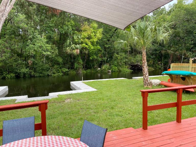 Turtle House - B&B Crystal River
