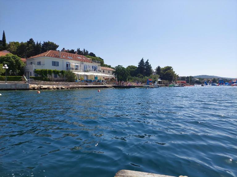 Group Holiday Accommodation Natura Croatia, Sleeps Up To 13 People - Bed and Breakfast Maslenica