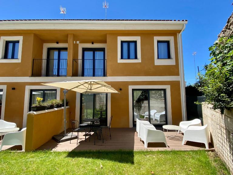 Casas La Fuente de Saelices - Alojamiento rural - B&B Saelices el Chico