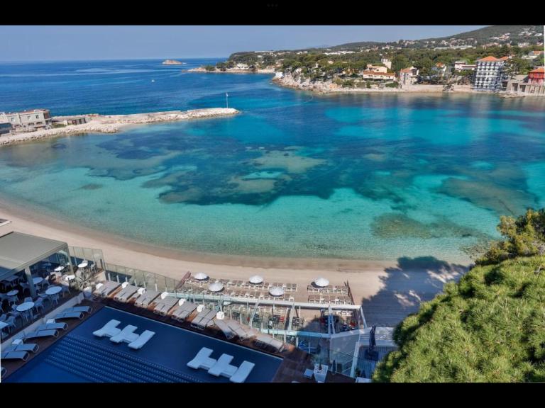 T2 Bandol idéal vacances 2 étoiles - Bed and Breakfast Bandol