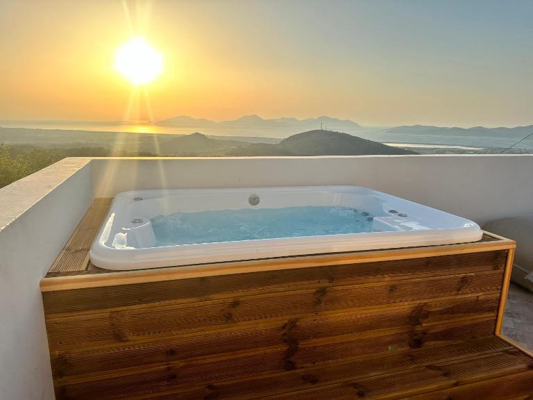 LΟFT by Casa di Somnia - B&B Lagoúdi Zía
