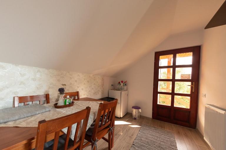 Csíkcsicsó, 699 Sillok utca - Bed and Breakfast Ciceu