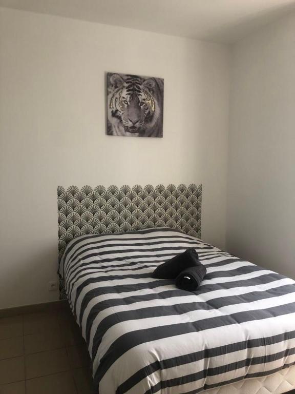 Appart'Evry 1G - B&B Évry-les-Châteaux