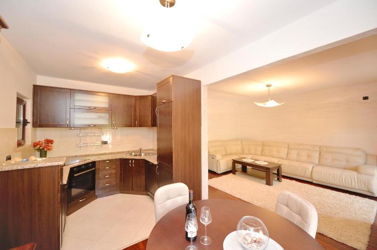 Apartment Nikolija - B&B Dobrota