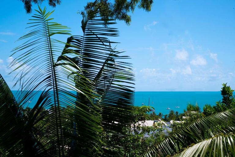 Fabulous 2 bedroom with private pool - B&B Airlie Beach