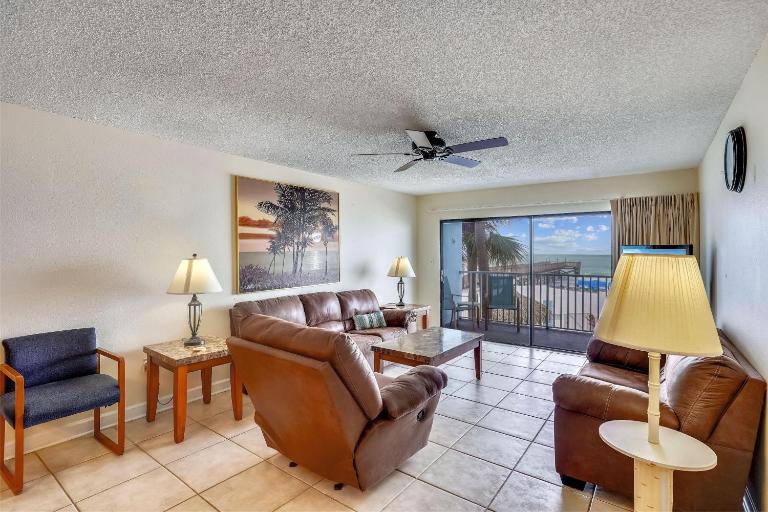 Sand Dollar 107 - B&B Clearwater Beach