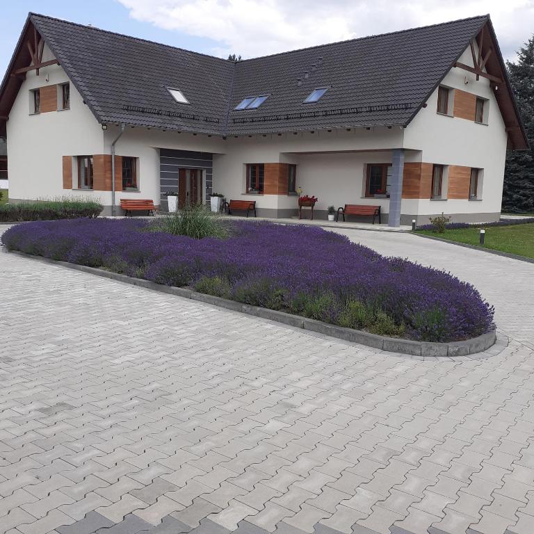 Agroturystyka Aura - Chambres d'hôtes Kostrzyca