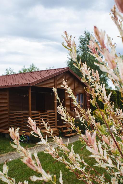 Domki u Bukowskich - B&B Jezierzany