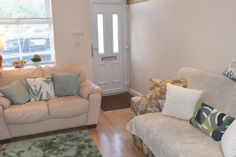 Hill View Cottage - B&B Bala