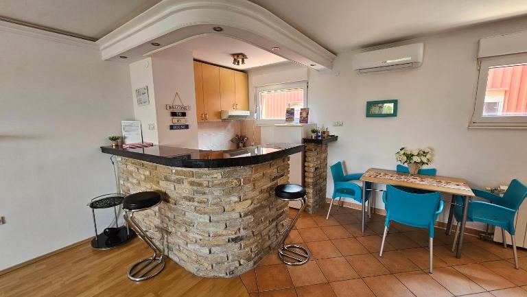 City Center Luxury Apartment - Chambres d'hôtes Subotica
