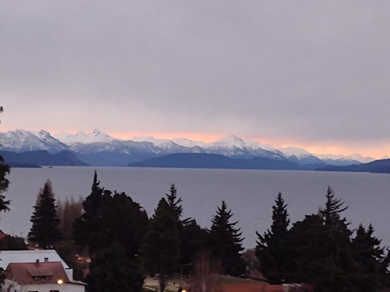 De cara al lago Bariloche U4 - Ferienwohnung Bariloche